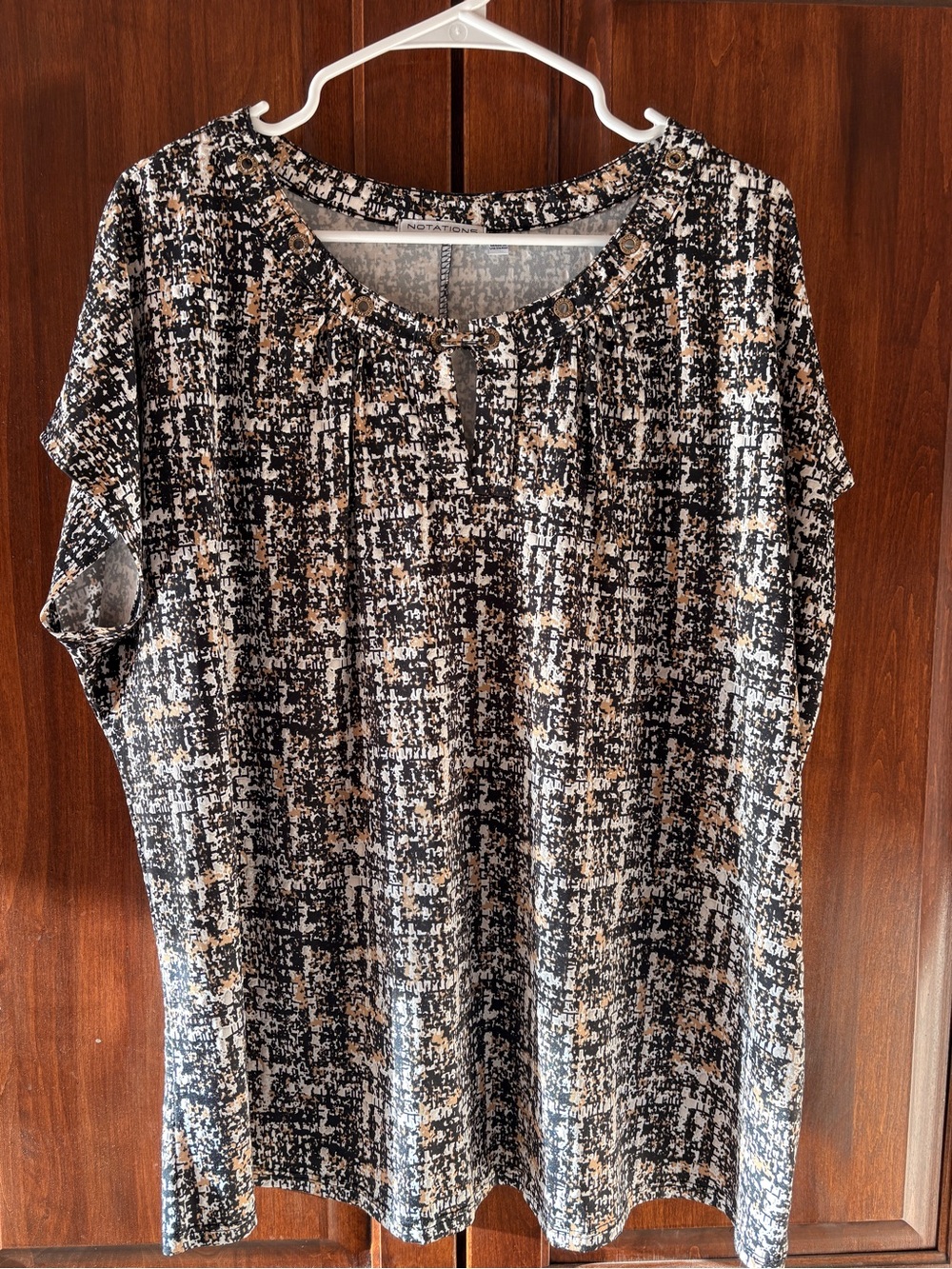 Notations Black and Beige Abstract Short Sleeve Keyhole Top